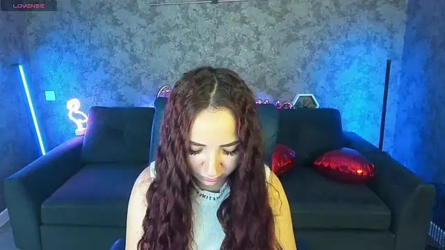 ElysLunar online show from 16, 2, 2026