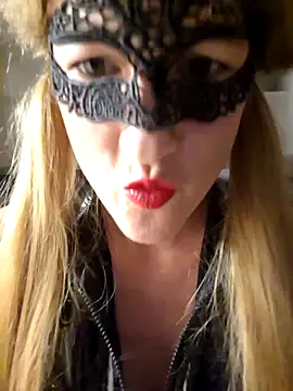 Snapshot of Hexe12346 chatting on 27, 10, 2025 Hexe12346 online show from 27, 10, 2025