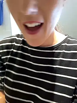 Snapshot of Hexe12346 chatting on 10, 3, 2025 Hexe12346 online show from 10, 3, 2025