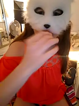 Hexe12346 online show from 10, 4, 2026