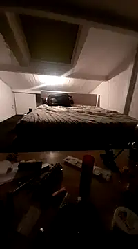 10Pablo1984 online show from 3, 1, 2025