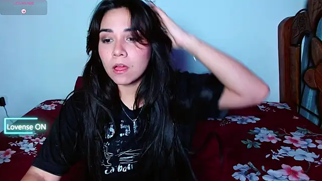 Lune Claire online show from 13, 1, 2026