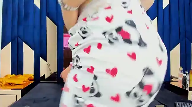 Criistaal  online show from 19, 1, 2025