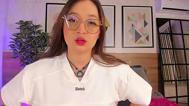 MiaKay1 online show from 9, 4, 2026