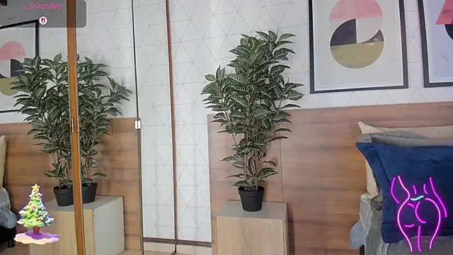 MiaKay1 online show from 21, 12, 2025