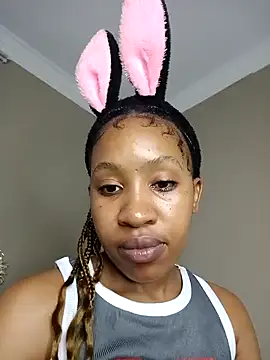 Snapshot of CocoSexyBabe chatting on 2, 1, 2025 CocoSexyBabe online show from 2, 1, 2025