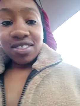 Snapshot of CocoSexyBabe chatting on 18, 2, 2025 CocoSexyBabe online show from 18, 2, 2025