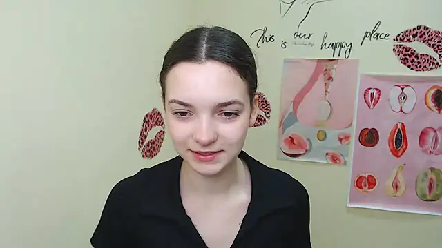 SusieSu  online show from 13, 2, 2025