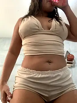 Gabrielleof online show from 14, 11, 2025