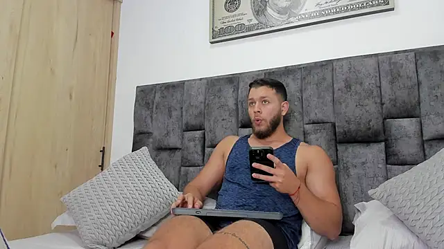 Snapshot of BastianFerrari chatting on 18, 12, 2024 BastianFerrari online show from 18, 12, 2024