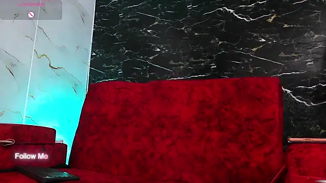 crislingery dolli online show from 16, 4, 2026