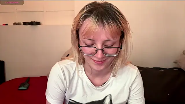 Cloe five online show from 28, 11, 2025