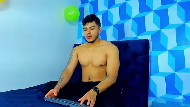 Snapshot of jeisonstark chatting on 28, 2, 2025 jeisonstark online show from 28, 2, 2025