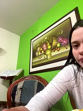 Bella-hadiid online show from 6, 10, 2025