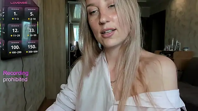 Snapshot of lady_Nati chatting on 14, 5, 2026 lady Nati online show from 14, 5, 2026