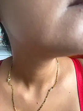 Snapshot of Sara-77 chatting on 17, 11, 2025 Sara-77 online show from 17, 11, 2025