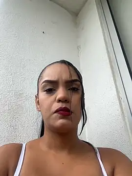 Snapshot of Sara-77 chatting on 6, 6, 2026 Sara-77 online show from 6, 6, 2026