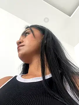 Snapshot of Sara-77 chatting on 29, 10, 2025 Sara-77 online show from 29, 10, 2025