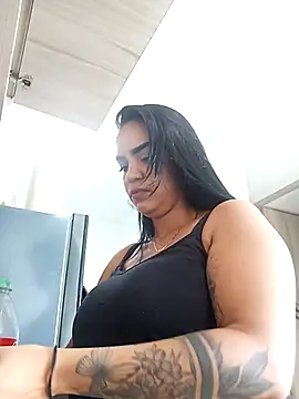 Snapshot of Sara-77 chatting on 28, 10, 2025 Sara-77 online show from 28, 10, 2025