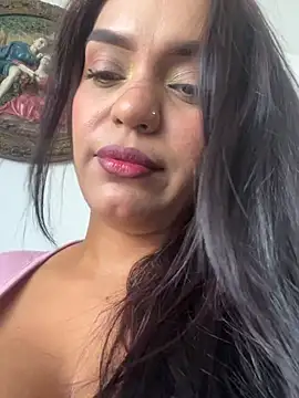 Snapshot of Sara-77 chatting on 1, 6, 2026 Sara-77 online show from 1, 6, 2026