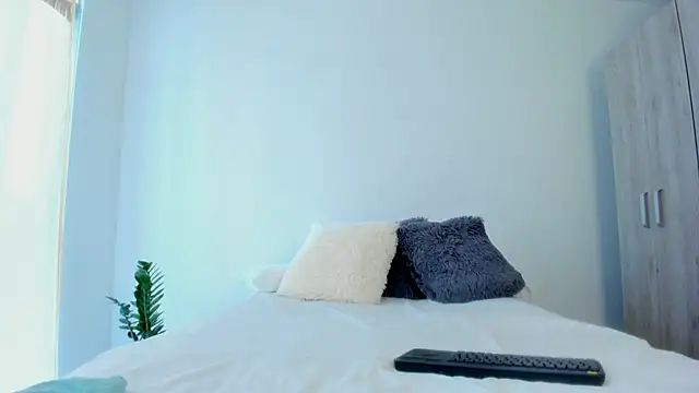 andyylove jk online show from 15, 4, 2026