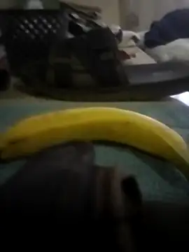 hugecrksam online show from 5, 12, 2025