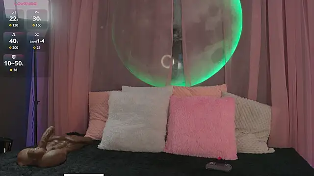 Skyler ferrer online show from 27, 2, 2026