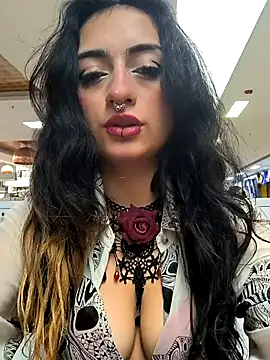 Lila Desiree online show from 21, 2, 2025