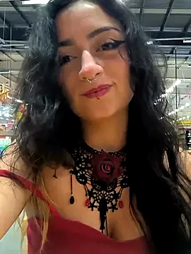 Lila Desiree online show from 18, 2, 2025