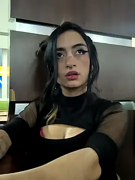 Lila Desiree online show from 10, 2, 2025