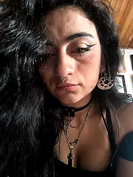 Lila Desiree online show from 6, 2, 2026