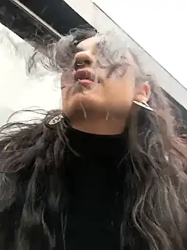 Lila Desiree online show from 11, 4, 2026