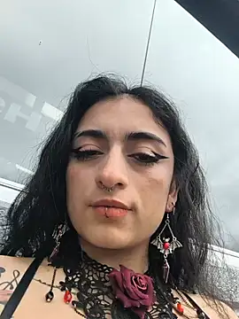 Lila Desiree online show from 4, 7, 2026