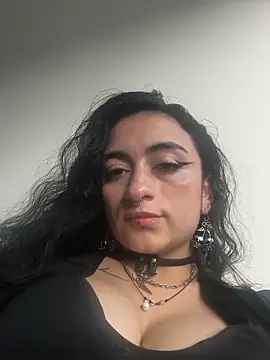 Lila Desiree online show from 19, 5, 2026
