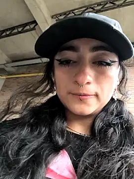 Lila Desiree online show from 16, 4, 2026