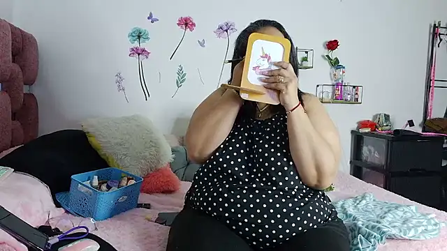 ScarletthJhonson- online show from 12, 5, 2026