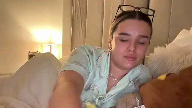 Snapshot of maisiesmithx chatting on 29, 6, 2026 maisiesmithx online show from 29, 6, 2026