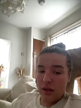 maisiesmithx online show from 9, 10, 2025