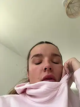 maisiesmithx online show from 14, 5, 2026