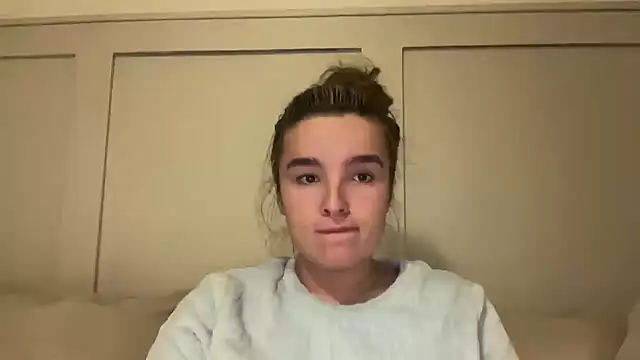 maisiesmithx online show from 6, 11, 2025