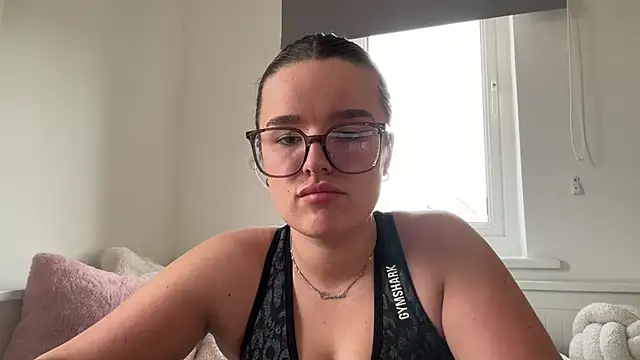 Snapshot of maisiesmithx chatting on 24, 7, 2026 maisiesmithx online show from 24, 7, 2026