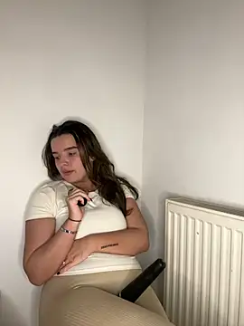 maisiesmithx online show from 13, 1, 2025