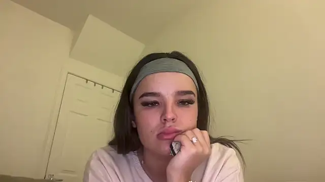 maisiesmithx online show from 27, 1, 2025