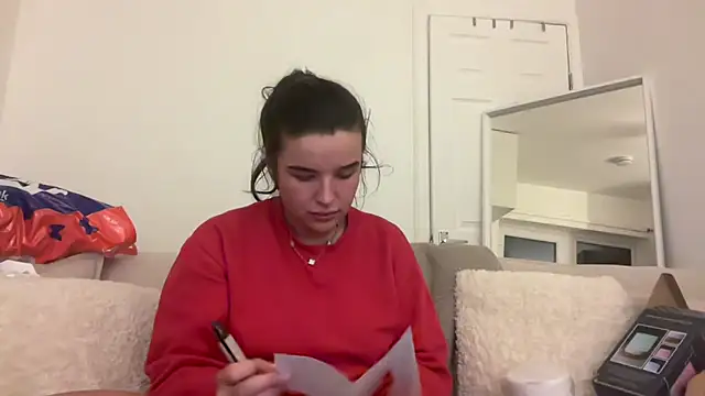 maisiesmithx online show from 21, 1, 2025