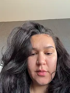 ValenG023 online show from 7, 4, 2026