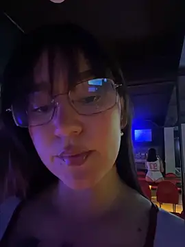 ValenG023 online show from 11, 12, 2024