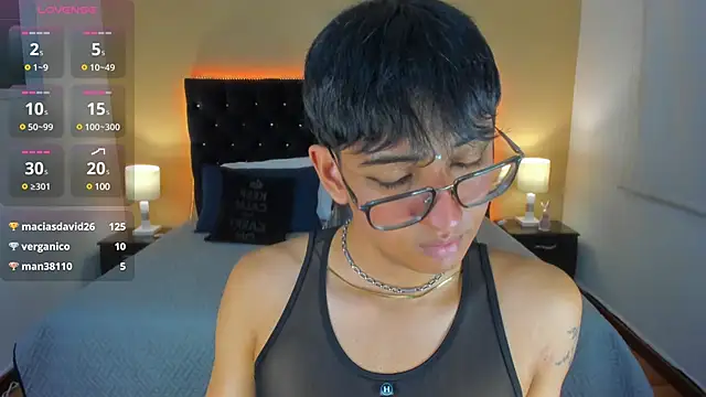 Dark hairy  online show from 20, 2, 2025