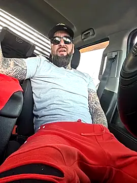 Beardedtattood online show from 18, 11, 2025