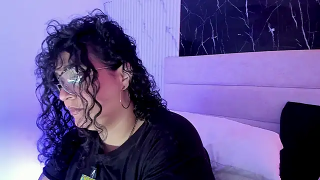 Reginavegaa online show from 14, 5, 2026