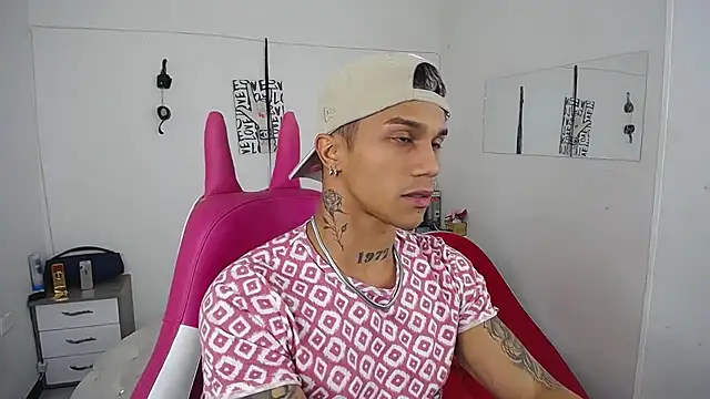 Leonard Price online show from 23, 11, 2025